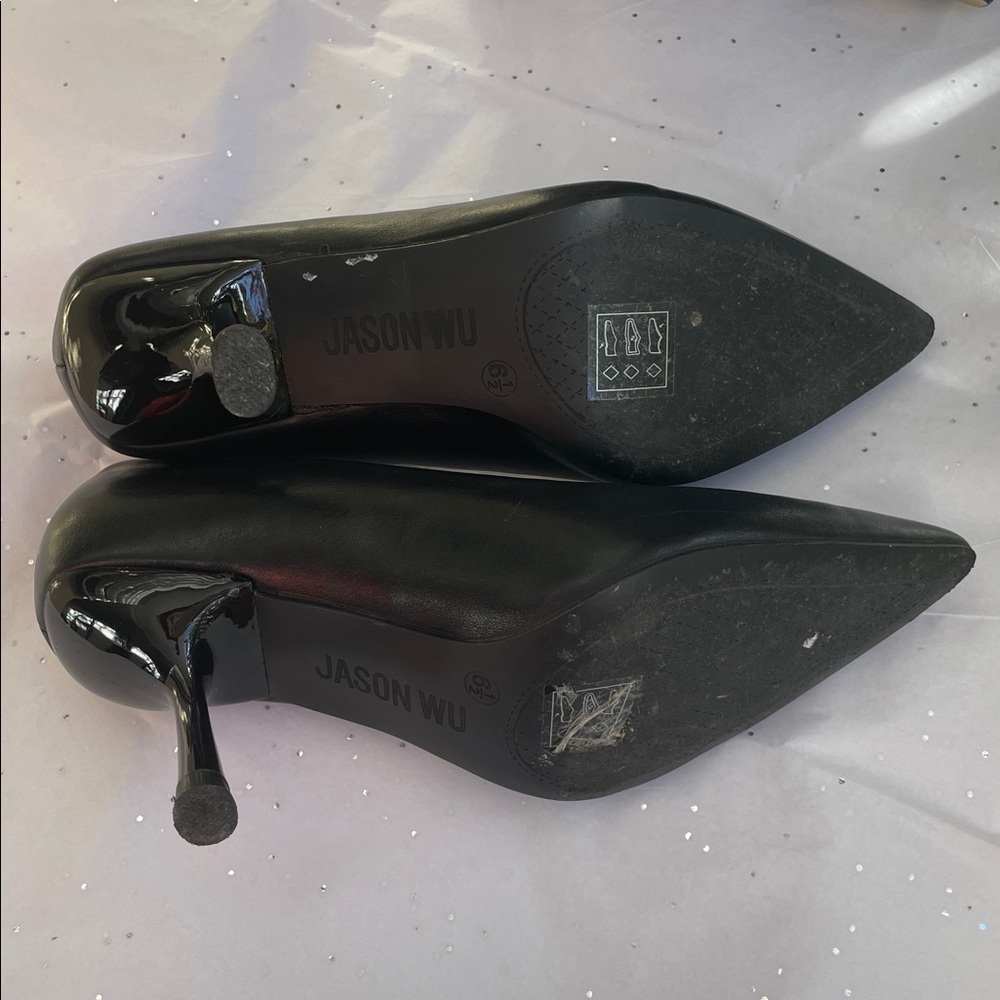 Leather Pumps - image 6